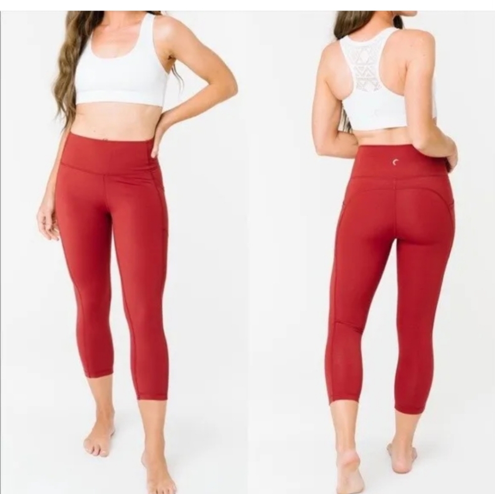 Zyia crop 20" leggings with pockets size 6-8